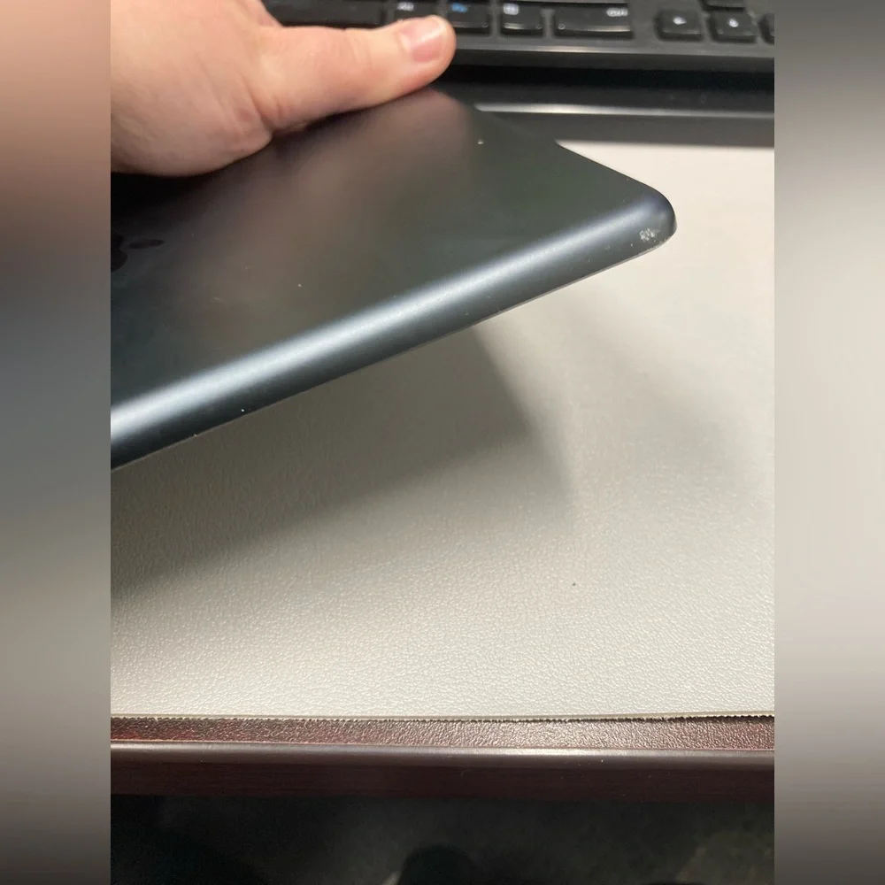 Apple 1st Generation iPad Mini tablet 16GB Wi-Fi Black/Slate MD528LL/A